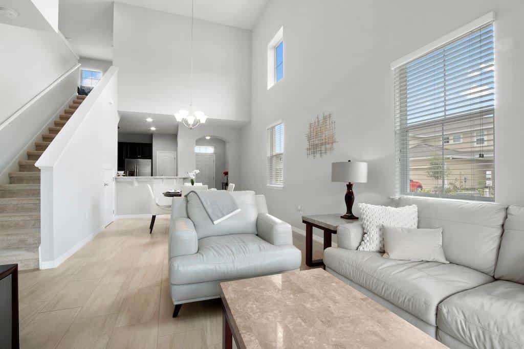 Modern Home Close to Ybor and Amphitheater ✵ Main Image
